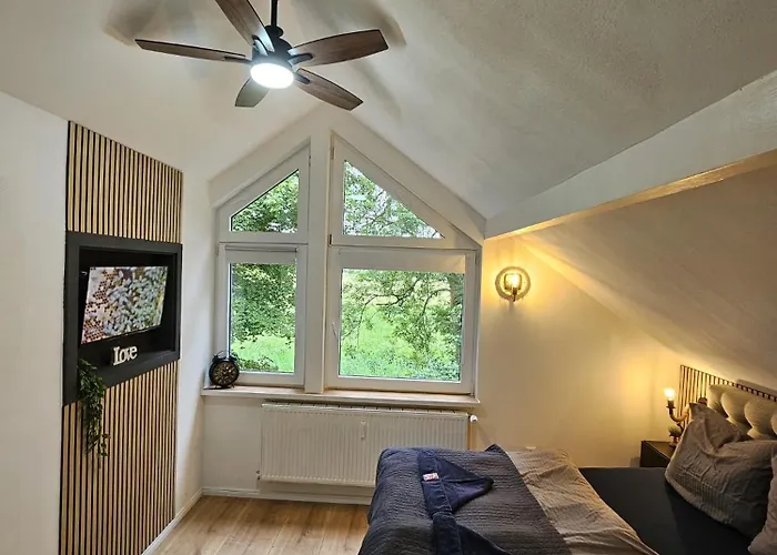Tautraum Suite Mit Whirlpool Und Gruenem Ausblick