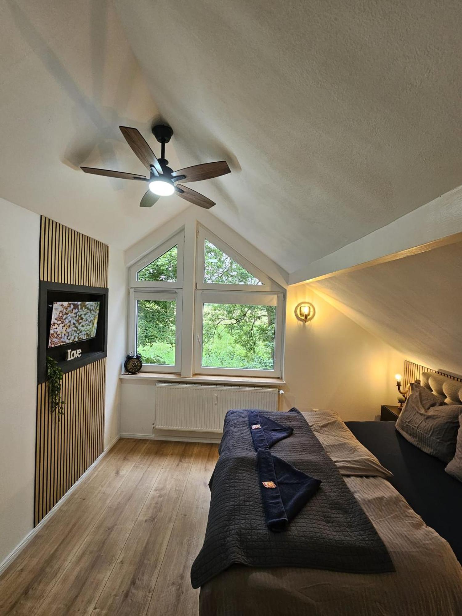 Tautraum Mit Whirlpool Und Gruenem Ausblick Apartment *